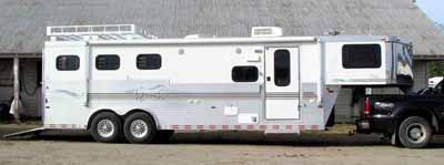 A 3-horse trailer with living quarters