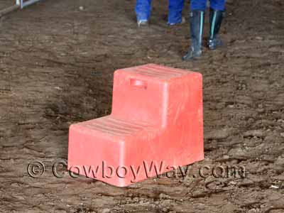 Red horse mounting block