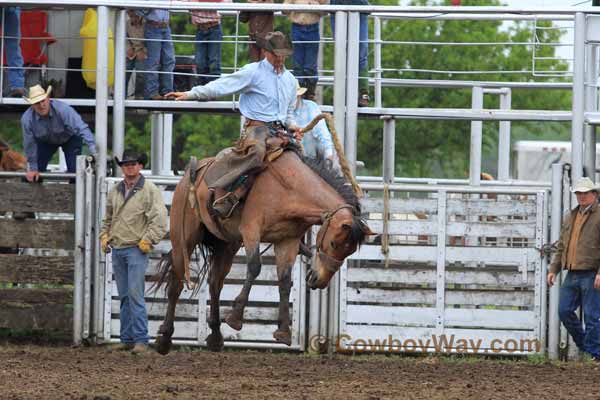 Ranch Bronc Riding, 05-15-10 - Photo 10