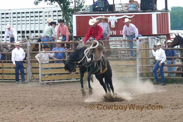 Ranch Bronc Riding, 06-27-09 - Page 05